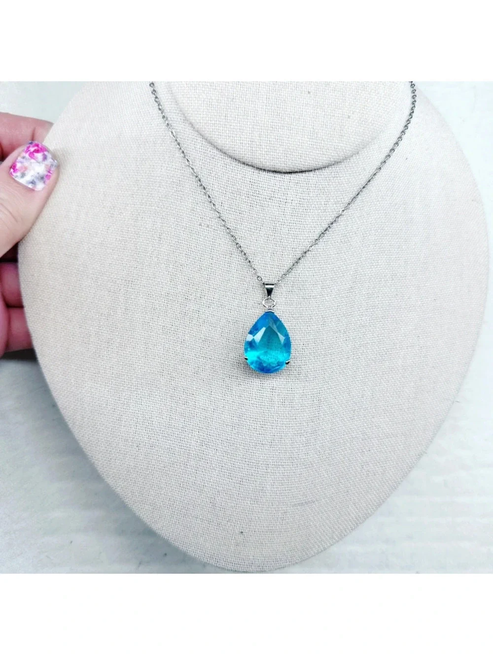5341mc. Blue Dainty Necklace Bling
